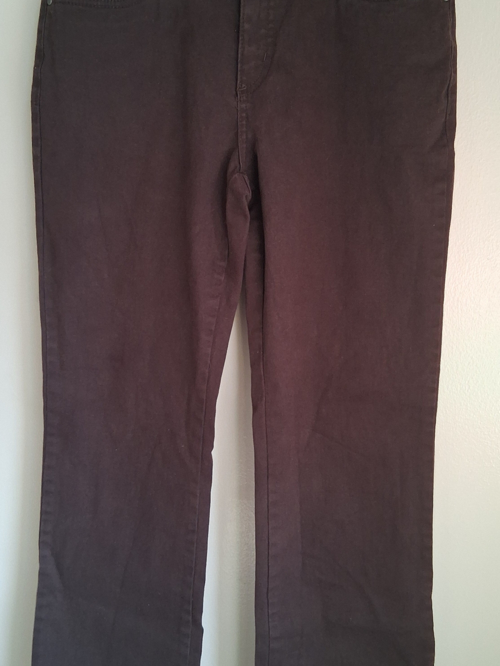 FDJ Women’s Olivia Straight-Leg Chocolate Jeans Size 8P
